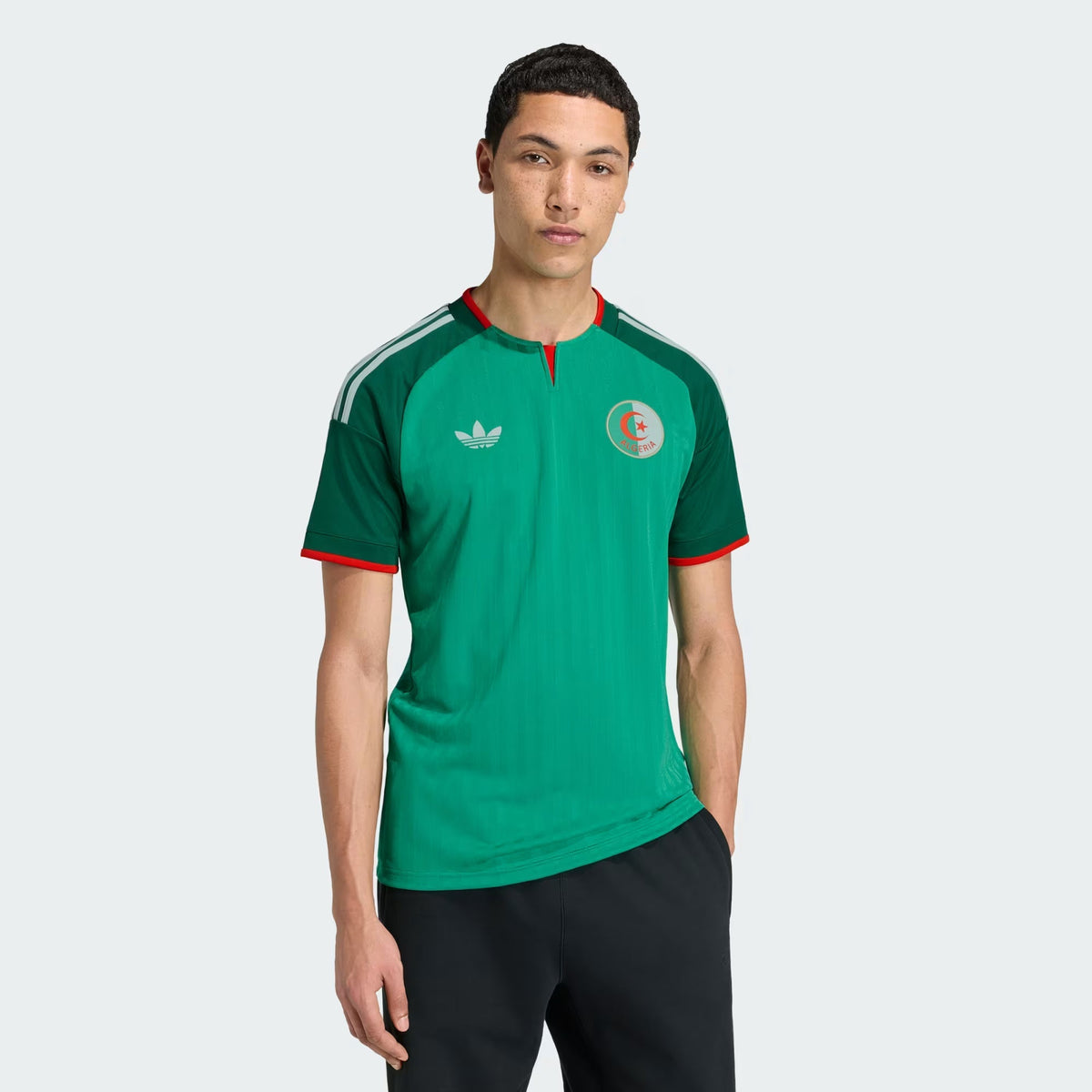 Algerien 26 Auswärtstrikot