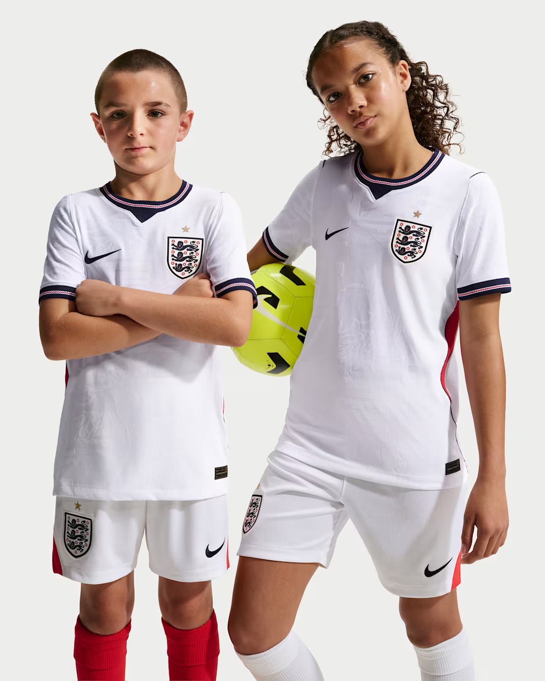 Kinder - England 2026 Match Heim
